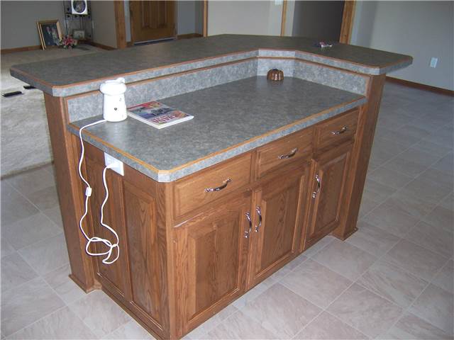 Bevel edge laminate countertops with a raised bar