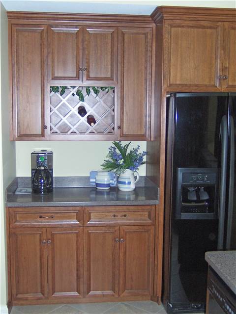Cabinet style - full overlay / Door & drawer front style - flat panel, miter corner