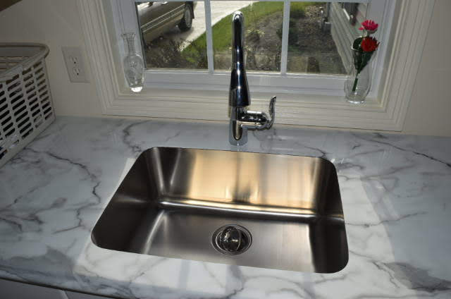 Undermount stainless steel sink